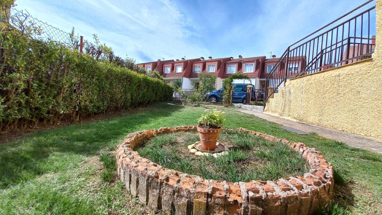 Casa Rural Alameda Con Chimenea Y Jardin エル・バルコ・デ・アビラ エクステリア 写真